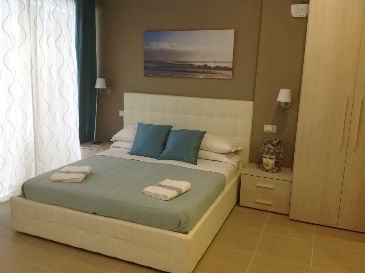 Apartamento Casa Lucrezia Giardini-Naxos Exterior foto